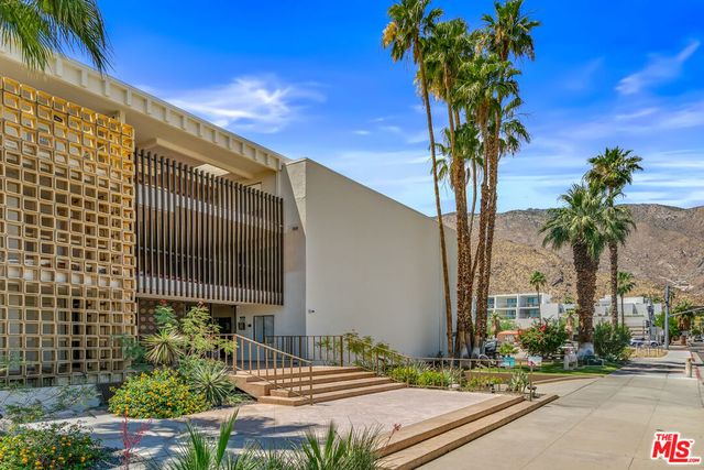 277 E Alejo Road 101, Palm Springs, CA 92262