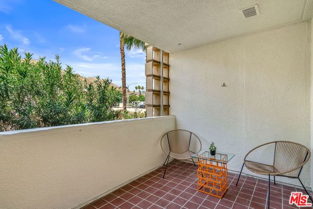277 E Alejo Road 101, Palm Springs, CA 92262