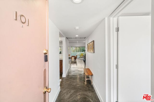 277 E Alejo Road 101, Palm Springs, CA 92262