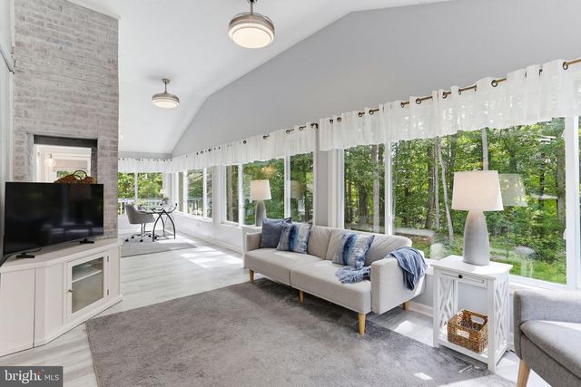 136 EAGLE CT, Locust Grove, VA 22508