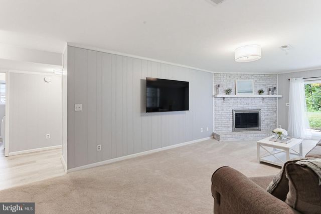 136 EAGLE CT, Locust Grove, VA 22508