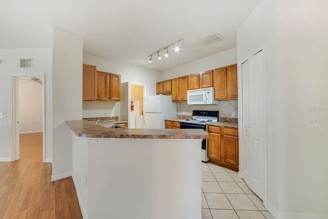 6159 METROWEST BOULEVARD 204, Orlando, FL 32835