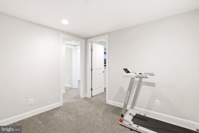 3817 REN RD, Fairfax, VA 22030