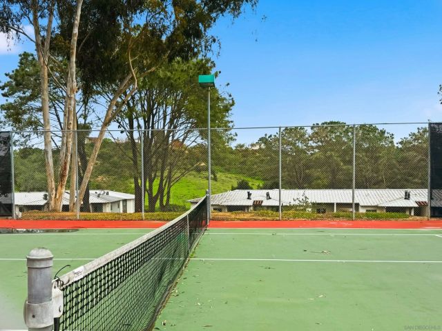 1810 S El Camino Real 101, Encinitas, CA 92024