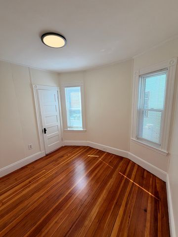 31 Torrey Street 1, Boston, MA 02124