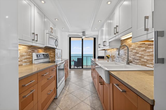 4200 N OCEAN Drive 1-1101, Singer Island, FL 33404