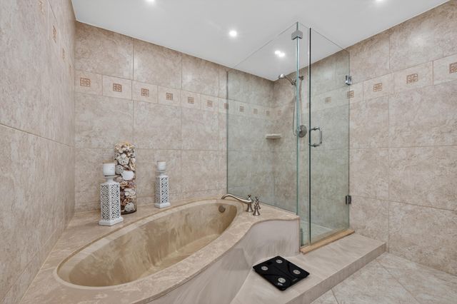 4200 N OCEAN Drive 1-1101, Singer Island, FL 33404
