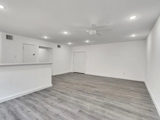 6742 Madrid Street A, Houston, TX 77021