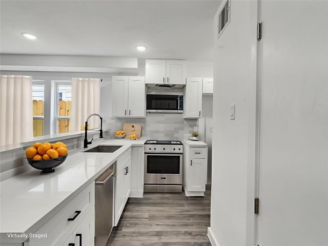 6742 Madrid Street A, Houston, TX 77021