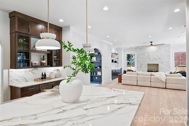 2409 Brandermill Place, Charlotte, NC 28226