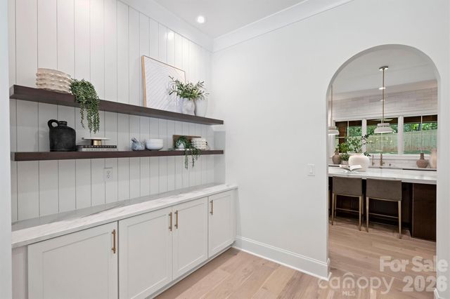 2409 Brandermill Place, Charlotte, NC 28226