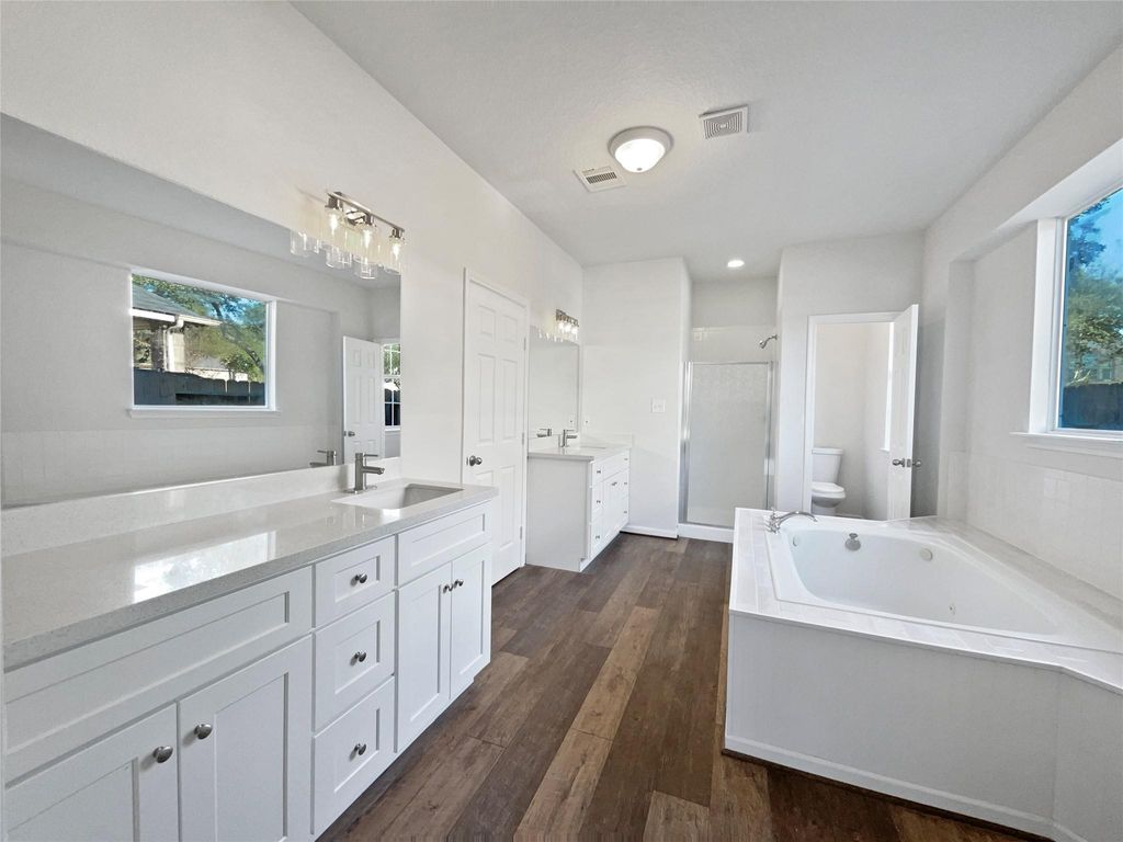 Image 17 of property listing at 6403 Canyon Park Drive, Katy, TX 77450