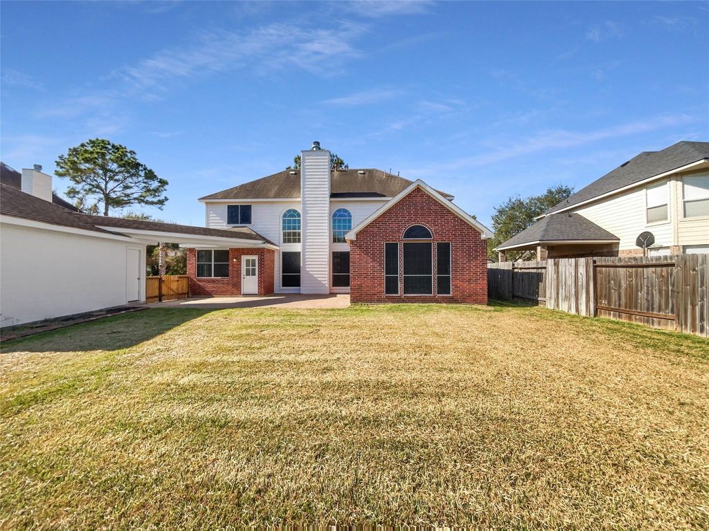 Image 5 of property listing at 6403 Canyon Park Drive, Katy, TX 77450