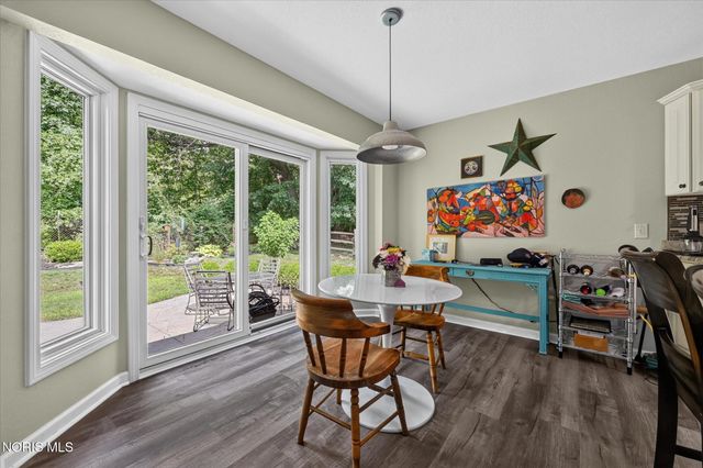 640 Weatherstone Road, Holland, OH 43528