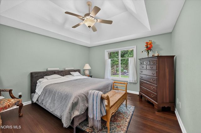640 Weatherstone Road, Holland, OH 43528