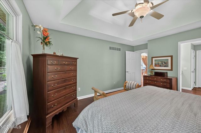 640 Weatherstone Road, Holland, OH 43528