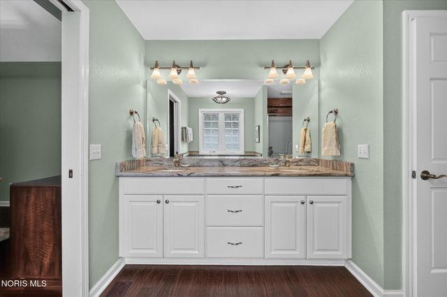 640 Weatherstone Road, Holland, OH 43528