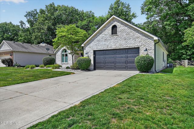 640 Weatherstone Road, Holland, OH 43528