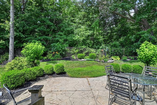 640 Weatherstone Road, Holland, OH 43528