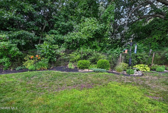 640 Weatherstone Road, Holland, OH 43528
