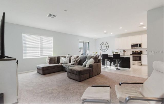 3047 ADAMS CROSS DRIVE, Zephyrhills, FL 33540