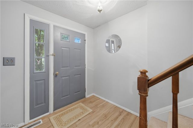 3949 Lake Run Boulevard, Stow, OH 44224