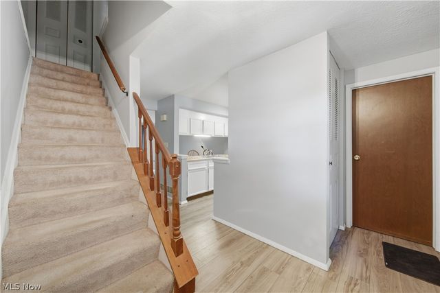 3949 Lake Run Boulevard, Stow, OH 44224