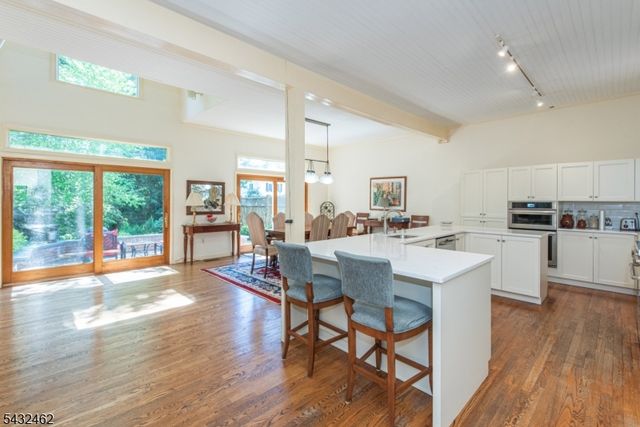 35 Colles Ave, Morristown Town, NJ 07960