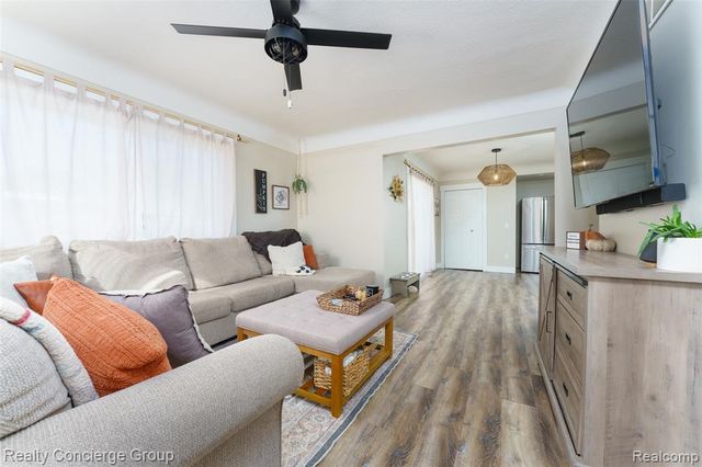 104 W John Street, Durand, MI 48429