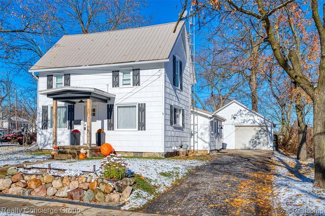 104 W John Street, Durand, MI 48429