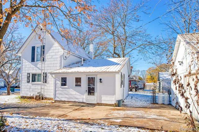 104 W John Street, Durand, MI 48429