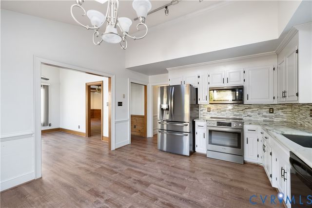 7406 Winding Creek Ln, Chesterfield, VA 23832