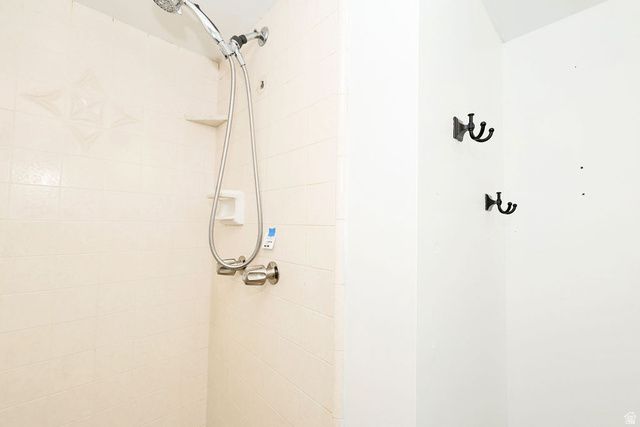 958 E 175 S, Layton, UT 84041