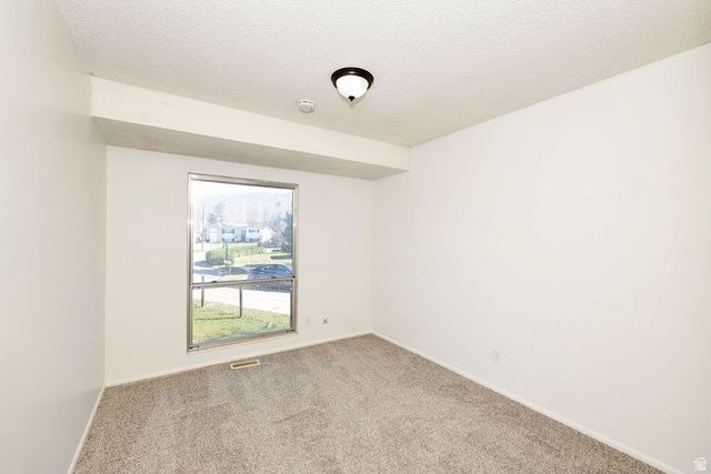 958 E 175 S, Layton, UT 84041