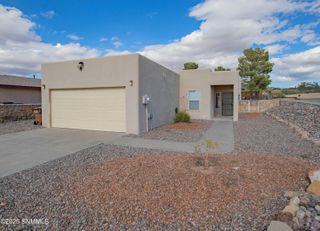 2656 Bearcat Drive, Las Cruces, NM 88001