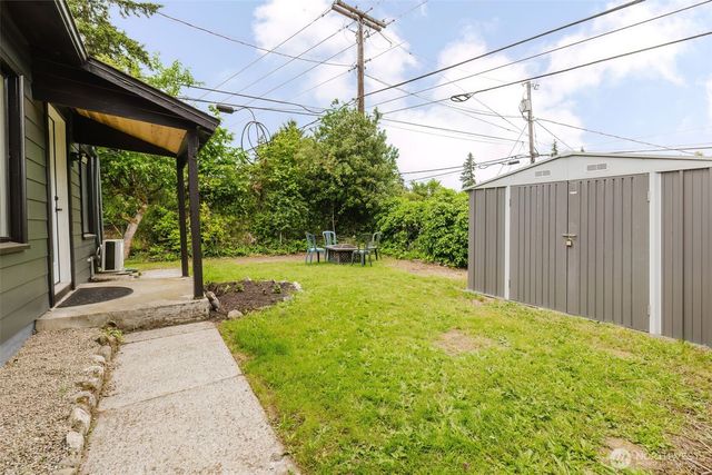 54 Sunnyhill Road W, Bremerton, WA 98312