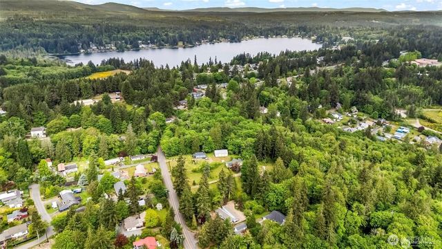 54 Sunnyhill Road W, Bremerton, WA 98312