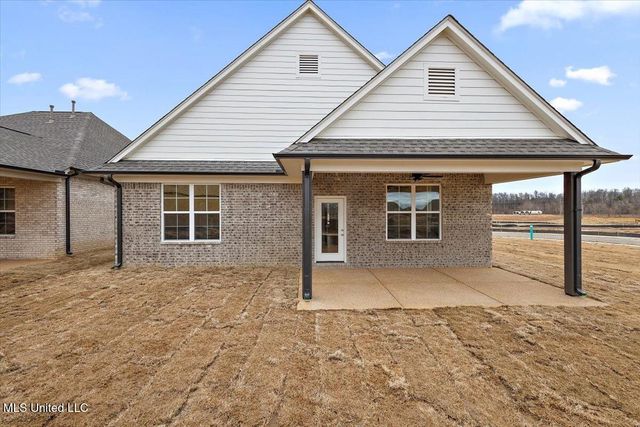 833 W Quitman Court, Nesbit, MS 38651