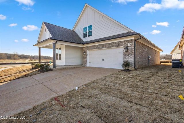 833 W Quitman Court, Nesbit, MS 38651