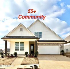 833 W Quitman Court, Nesbit, MS 38651