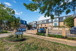 2400 N Braeswood Boulevard 230, Houston, TX 77030