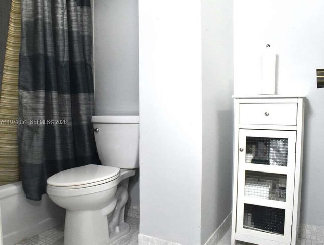 1300 Saint Charles Pl 617, Pembroke Pines, FL 33026