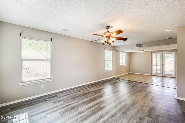 5749 RICK HUSBAND Drive, El Paso, TX 79934