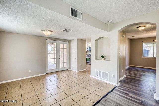 5749 RICK HUSBAND Drive, El Paso, TX 79934