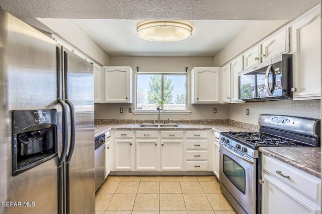 5749 RICK HUSBAND Drive, El Paso, TX 79934