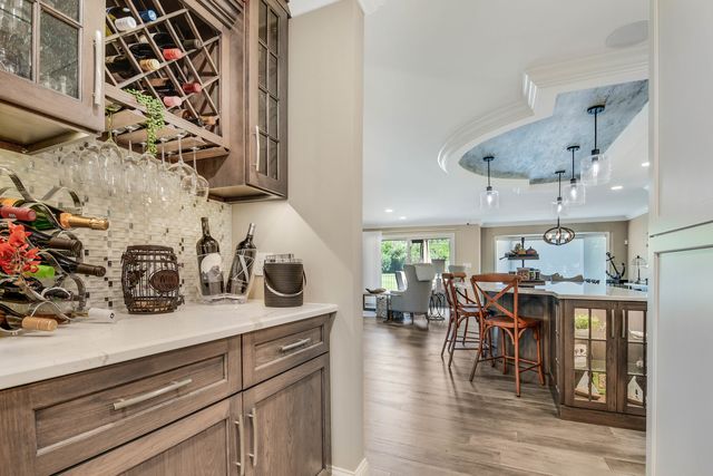 7826 W Golf Drive 7826, Palos Heights, IL 60463