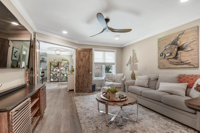 7826 W Golf Drive 7826, Palos Heights, IL 60463