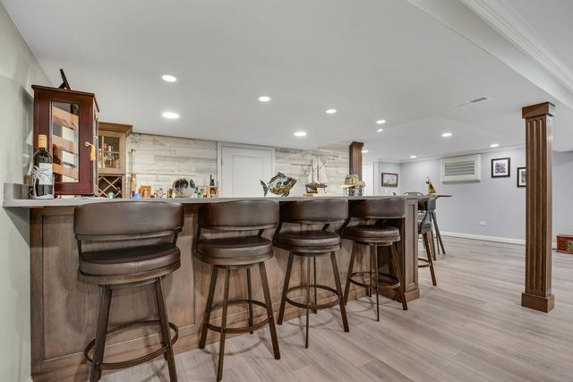 7826 W Golf Drive 7826, Palos Heights, IL 60463