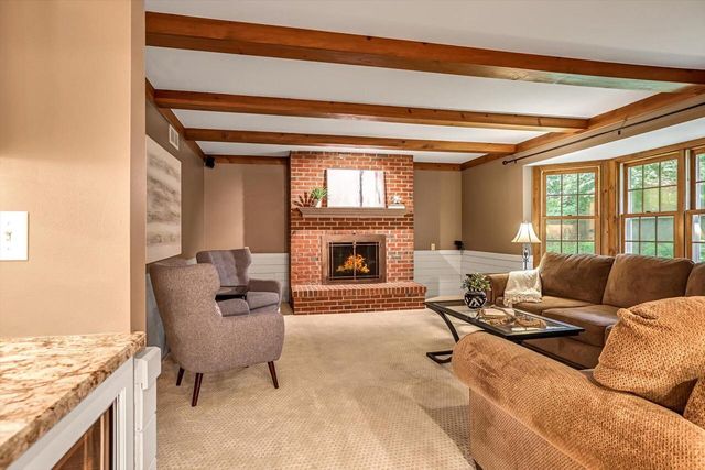 20455 Tennyson DRIVE, Brookfield, WI 53045