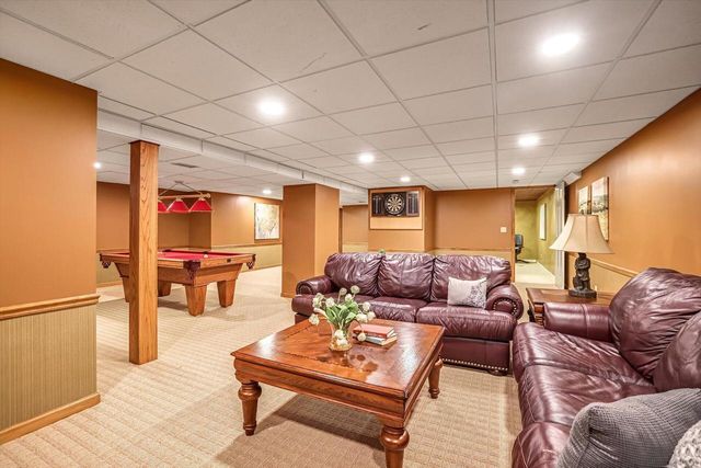 20455 Tennyson DRIVE, Brookfield, WI 53045